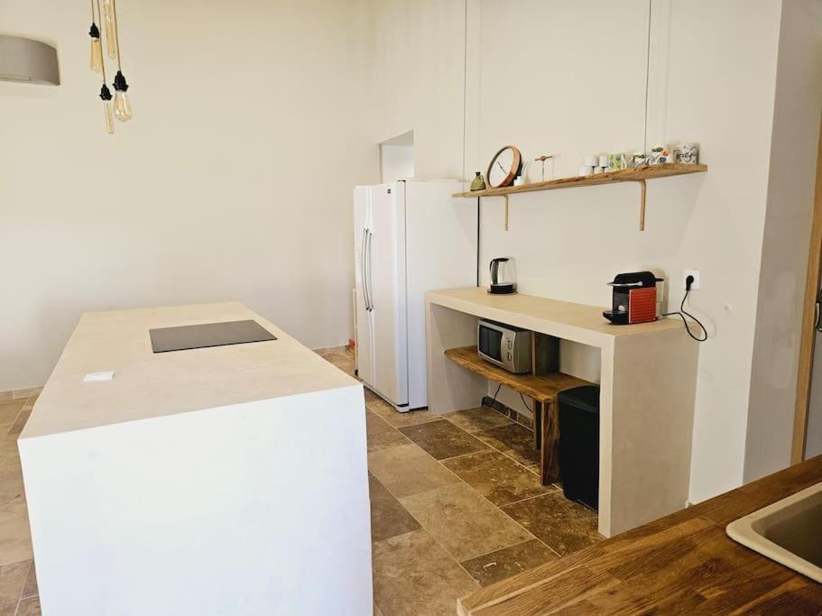 Le Gite De La Marquise - Elegant Appartement Avec Terrasse - Montboucher-sur-Jabron ภายนอก รูปภาพ