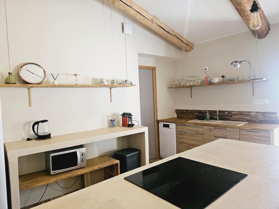 Le Gite De La Marquise - Elegant Appartement Avec Terrasse - Montboucher-sur-Jabron ภายนอก รูปภาพ